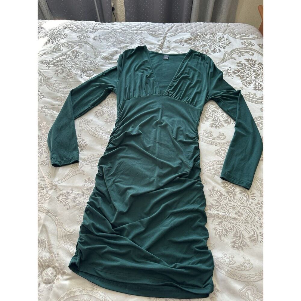 Woman Dress, long sleeve color Green, size Medium